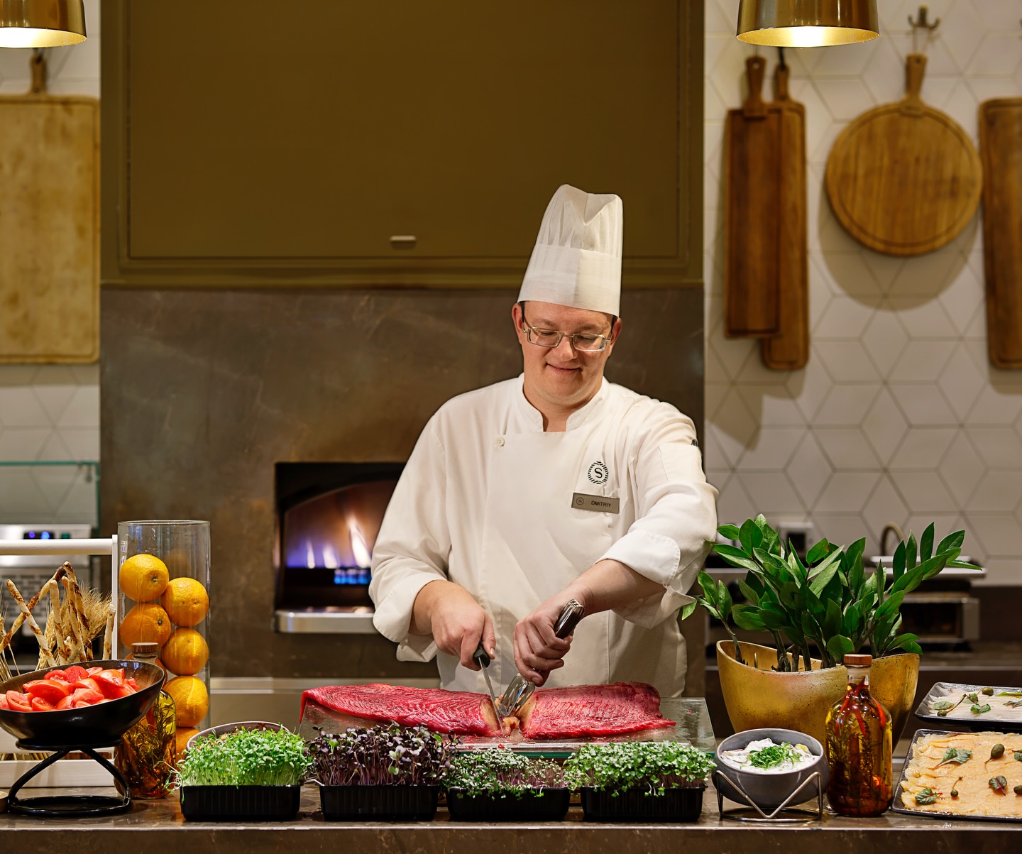 Завтрак в ресторане Emiliya — Emiliya Restaurant