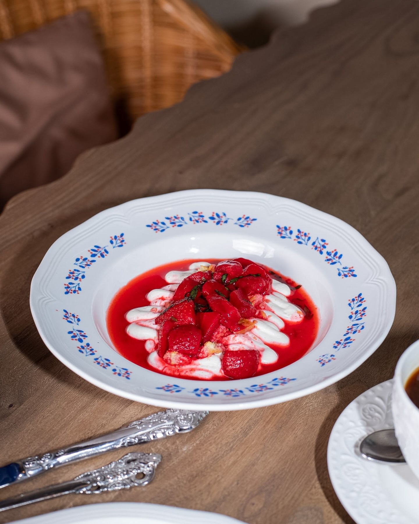 BreakFest – сет за 3500 тг (8/9)